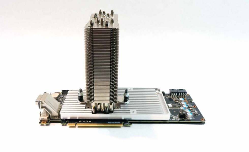Lego-Gaming-Computer-Custom-Graphics-Card-Tower-Cooler-980x651