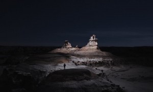 reuben-wu-photo-drone-lighting-desert