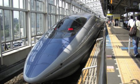 japan-to-make-bullet-trains-a-minute-faster