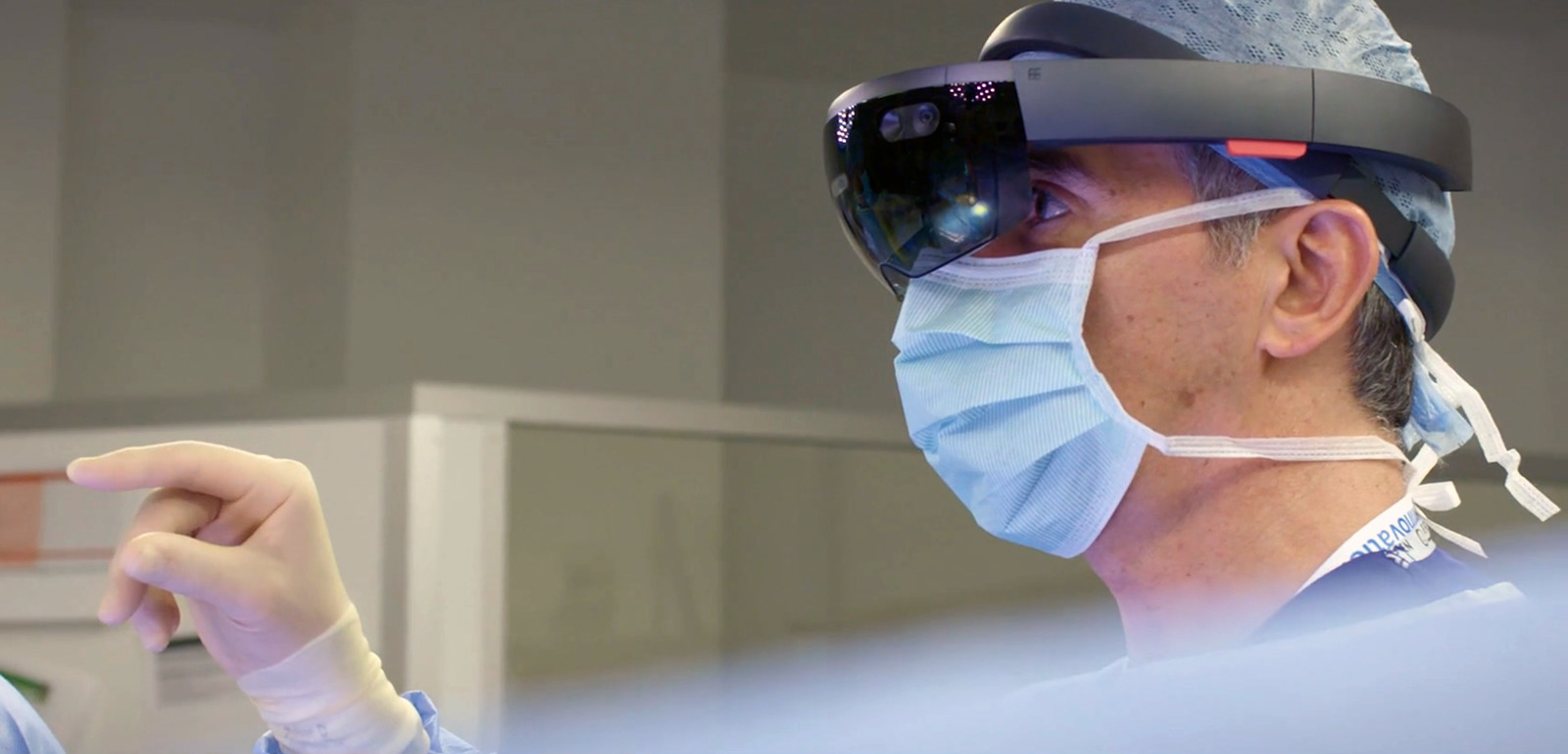 hololens-used-in-surgery