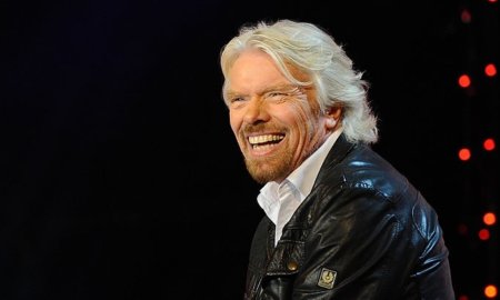 richard-branson-steps-down-from-chairman-role