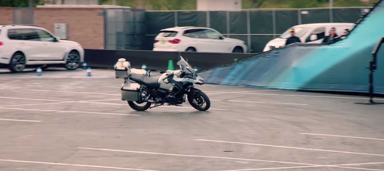 bmw-self-driving-motorcycle-ces