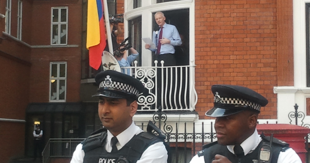 julian assange ecuador embassy