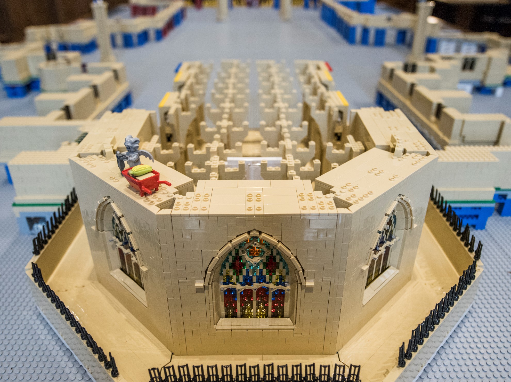 cathedral-restoration-lego