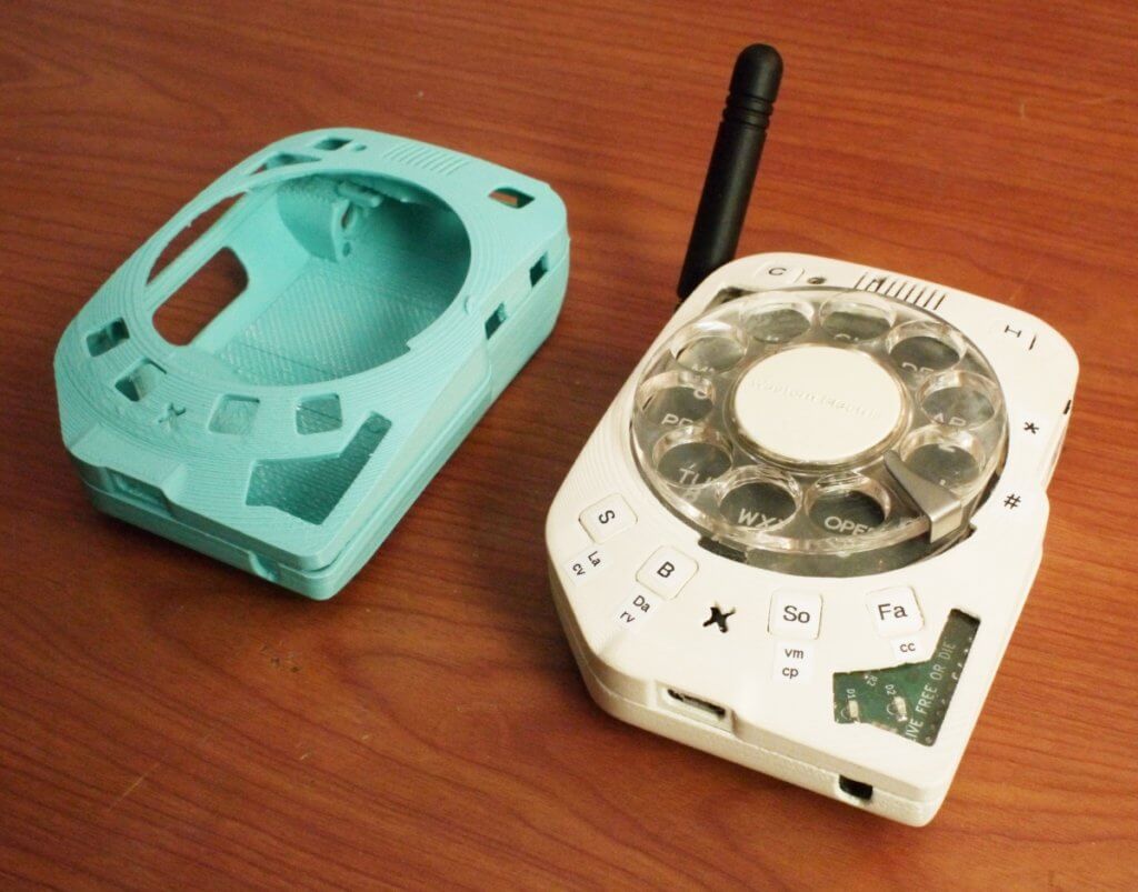 RotaryCellphone_WhiteAnd50s